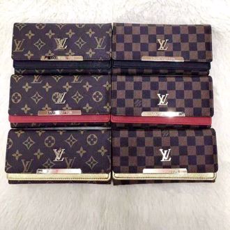 Hình ảnh củaVí cầm tay Louis Vuitton VT9505