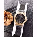 Hiển thị chi tiết Đồng Hồ Thời Trang Versace (Màu Đen) Hình ảnh củaĐồng Hồ Thời Trang Versace (Màu Đen)