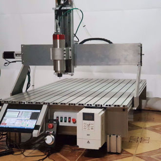 Máy CNC 7090