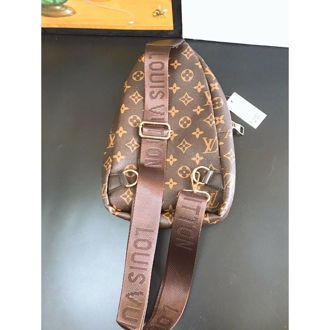 Túi đeo chéo ngực  Louis Vuitton_TCA9B0